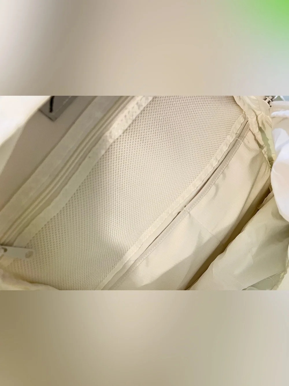 Jordan White Women's & Men’s Backpack - Laptop bag Sleek for Everyday